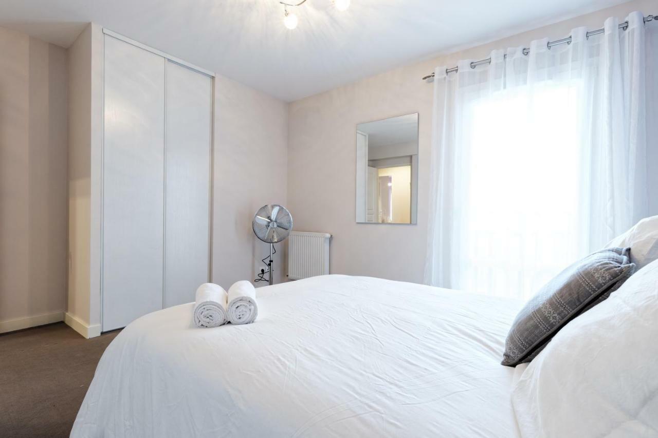 Honfleur - Beautiful 7 People Apartment Buitenkant foto
