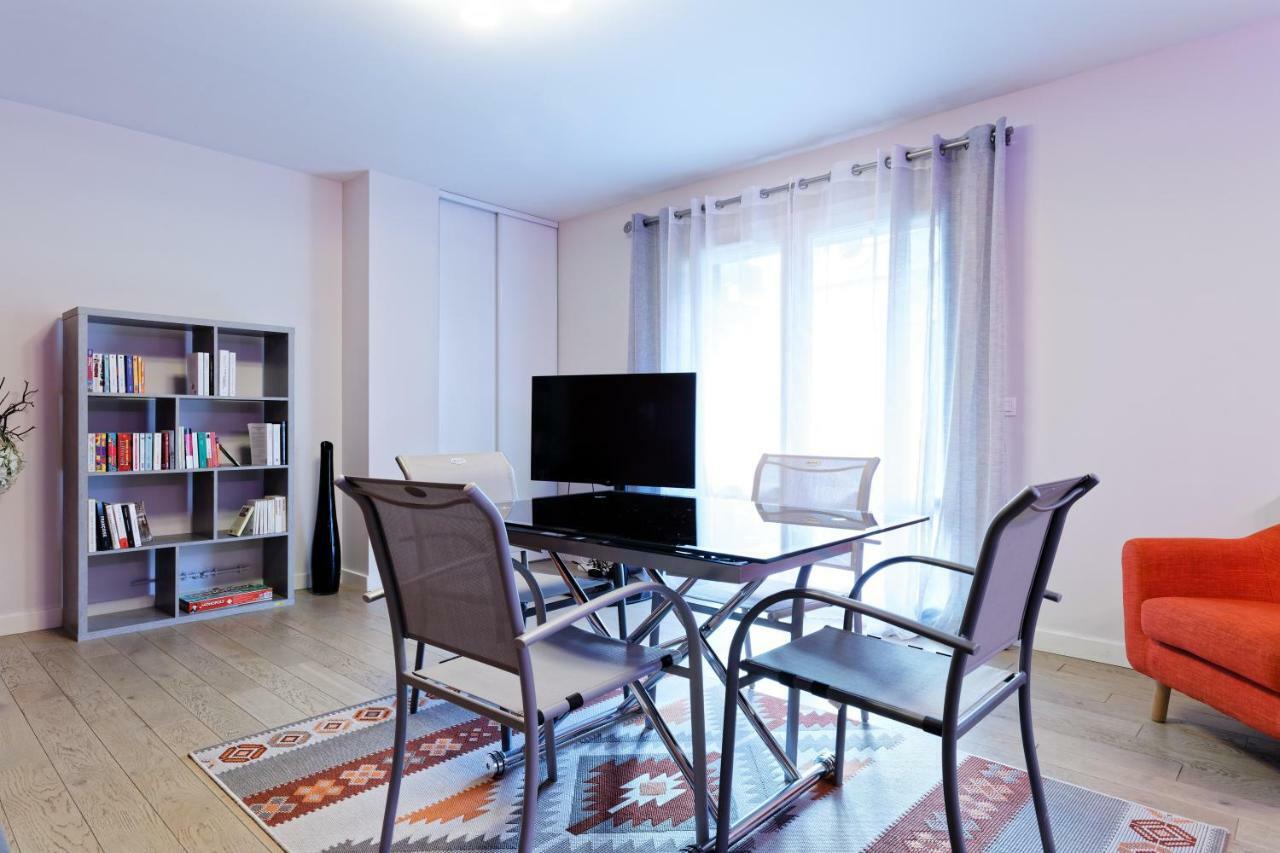 Honfleur - Beautiful 7 People Apartment Buitenkant foto